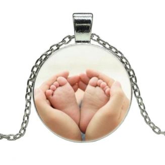 Fako Bijoux® - Ketting - Cabochon - Babyvoetjes - Zilverkleurig