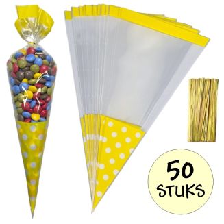 Merkloos - 50x Cellofaan Puntzakken Gele Stippen 37x18cm - Uitdeelzak - Traktatie Zak - Snoepzak - Inclusief Sluitstrips - 18x37cm - Geel - 50 Stuks